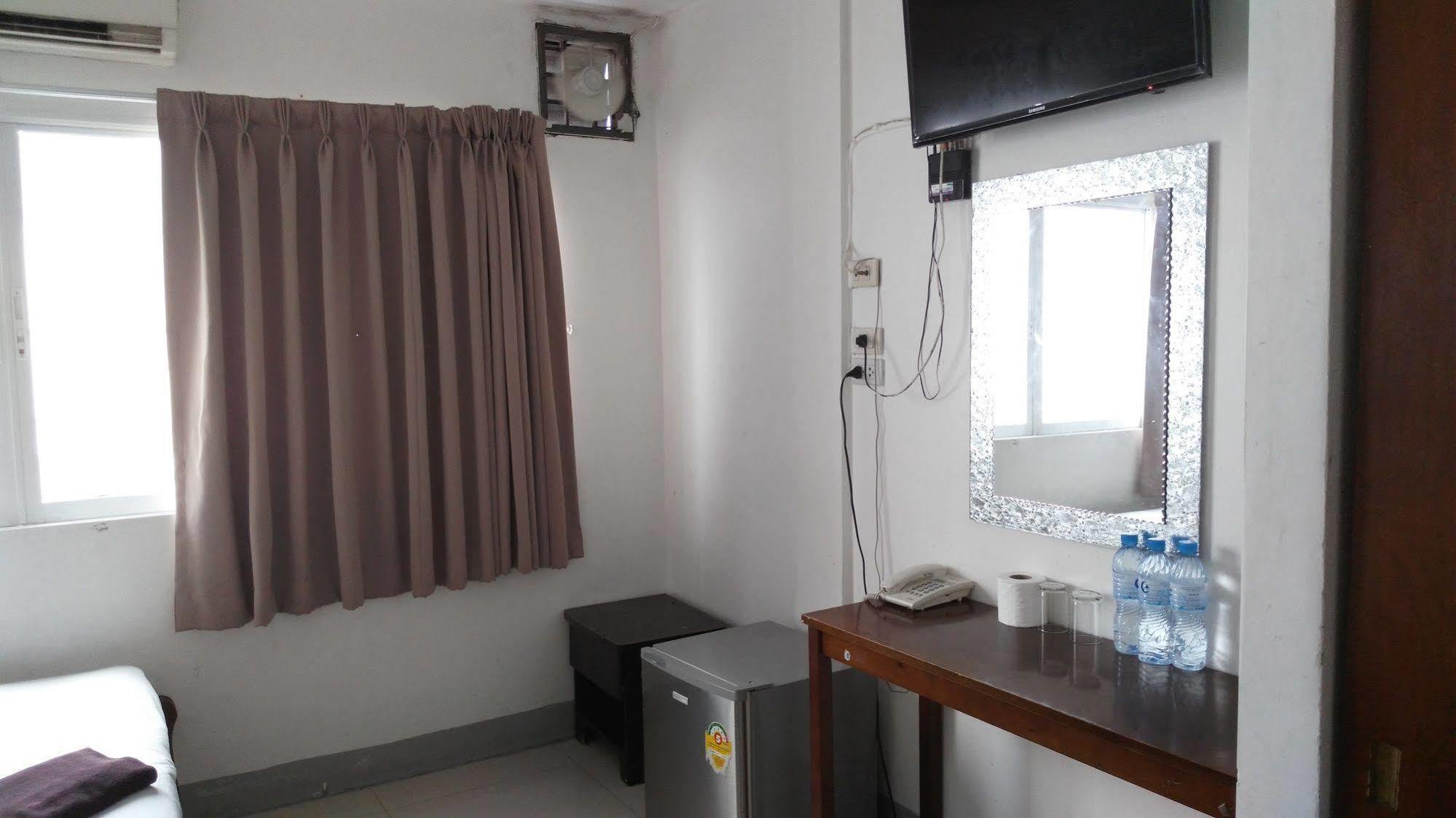 Alsana Hotel Bangkok Zewnętrze zdjęcie